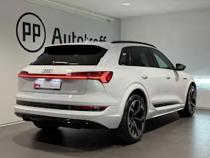 Audi e-tron S quattro
