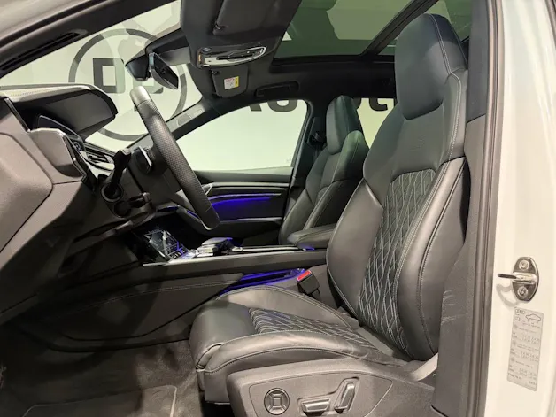 Audi e-tron S quattro