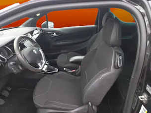 DS Automobiles AUTOMOBILES DS 3 1.2 PureTech SO Chic