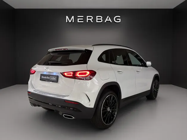 Mercedes-Benz GLA 250e AMG Line 8G-DCT