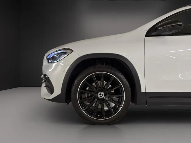 Mercedes-Benz GLA 250e AMG Line 8G-DCT