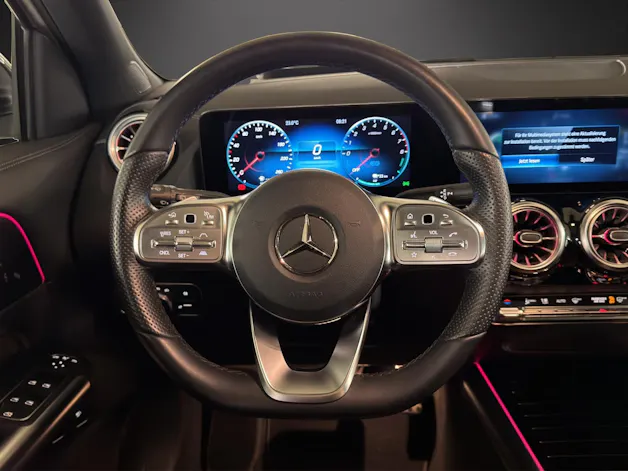 Mercedes-Benz GLA 250e AMG Line 8G-DCT