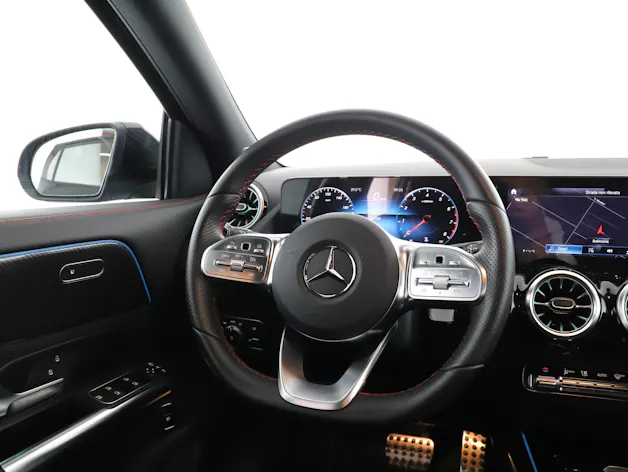 Mercedes-Benz GLA 250 AMG Line 4Matic