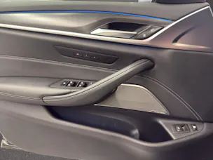 BMW 530e xDrive Touring M SPORT