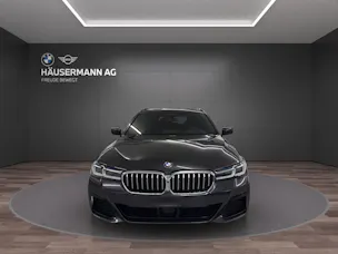 BMW 530e xDrive Touring M SPORT