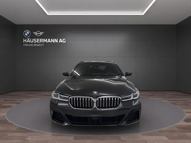 BMW 530e xDrive Touring M SPORT