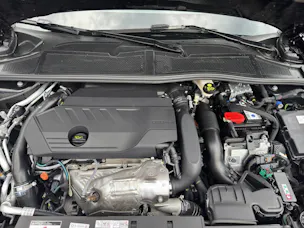 Peugeot 408 1.6 PHEV 180 GT