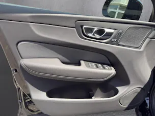 Volvo XC60 T8 eAWD PluginHybrid Black Edition Geartronic