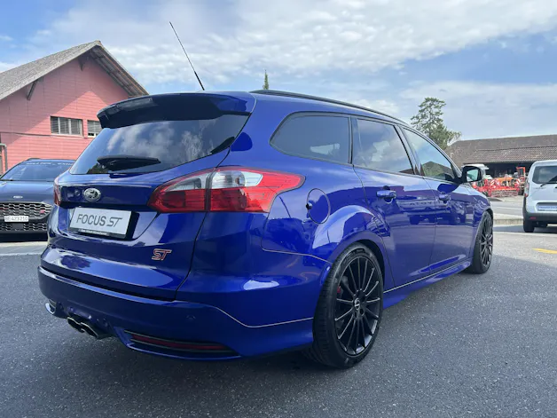 Ford Focus 2.0 SCTi ST-3