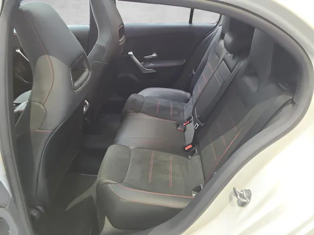 Mercedes-Benz A 250 4Matic AMG Line 4Matic 7G-DCT