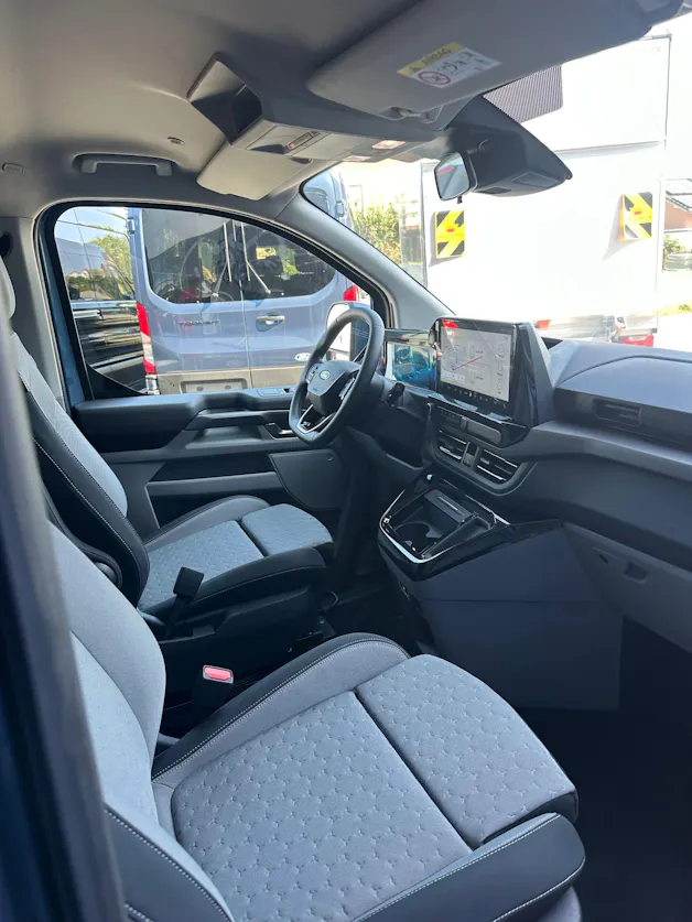 FORD Transit C Nugget 320 L1 2.0 Ec Titanium/170CV/Aut.
