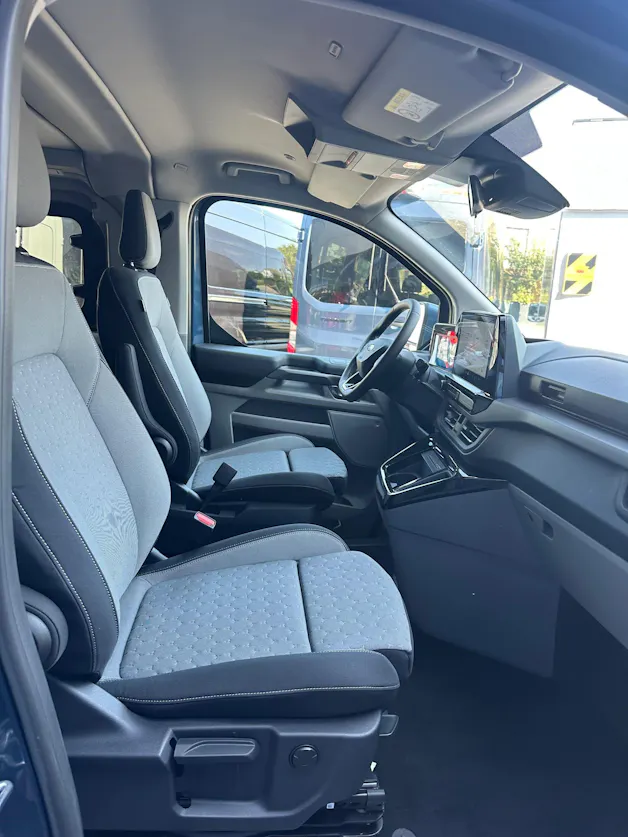 FORD Transit C Nugget 320 L1 2.0 Ec Titanium/170CV/Aut.