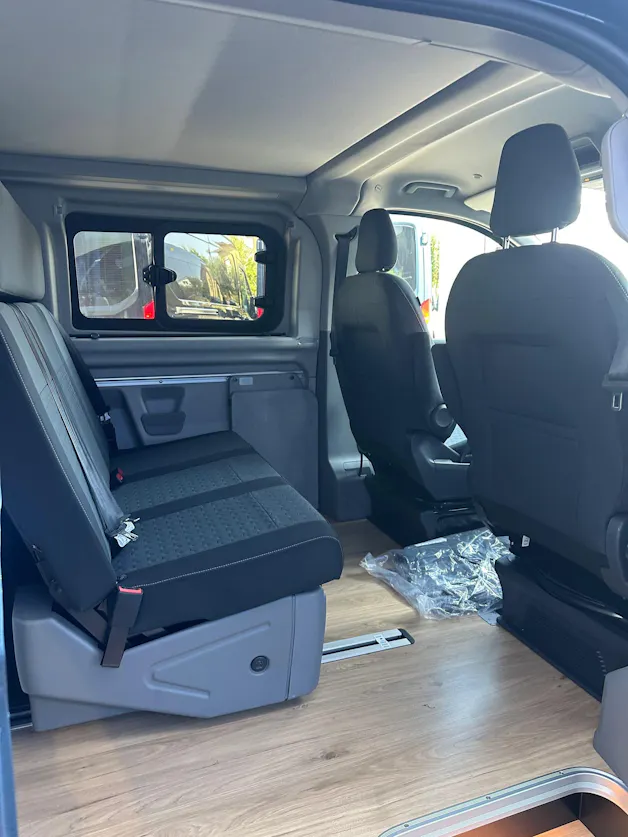 FORD Transit C Nugget 320 L1 2.0 Ec Titanium/170CV/Aut.