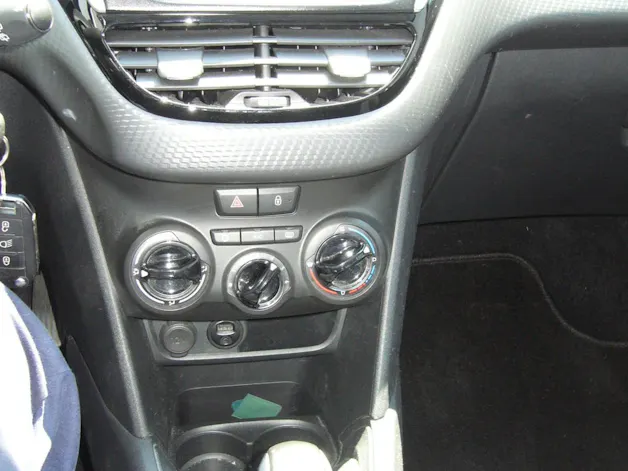 Peugeot 208 1.2 PureTech Style