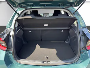 Toyota Yaris 1.5 VVT-i HSD Trend