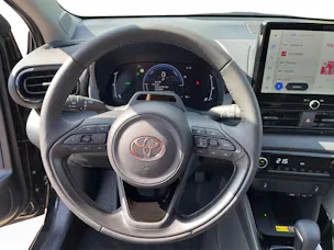 Toyota Yaris 1.5 VVT-i HSD Trend