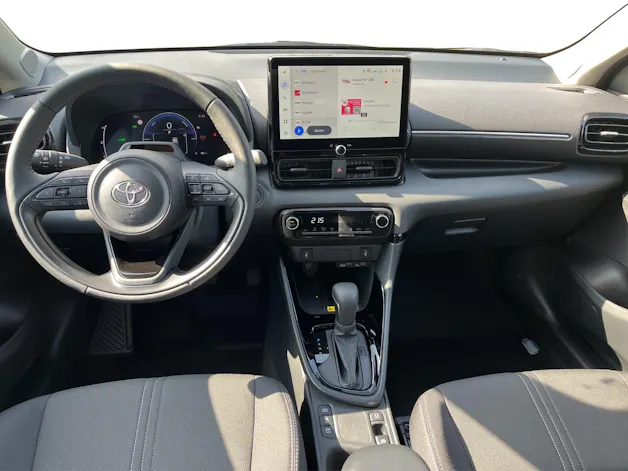 Toyota Yaris 1.5 VVT-i HSD Trend