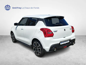 https://vehicle.imgix.net/4398793/1832f7a9-824b-49f9-b23e-93a8ce5b6a8e.jpg
