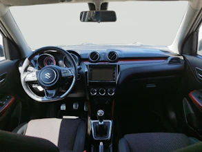 https://vehicle.imgix.net/4398793/5bda3620-c331-4cde-9a5b-d8c51a8e5ed4.jpg