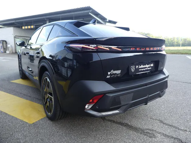 Peugeot 408 e-GT Exclusive