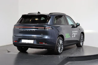 https://vehicle.imgix.net/4398815/c743c043-374a-4046-9114-ba412b639d3d.JPG