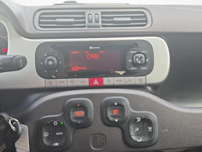 https://vehicle.imgix.net/4398816/aa33248d-456e-4d1b-bba4-7eb459c6070d.jpg