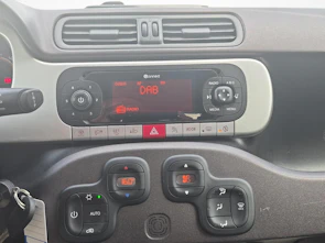 Fahrzeugbild FIAT Panda 1.3 JTD Cross 4x4 S/S