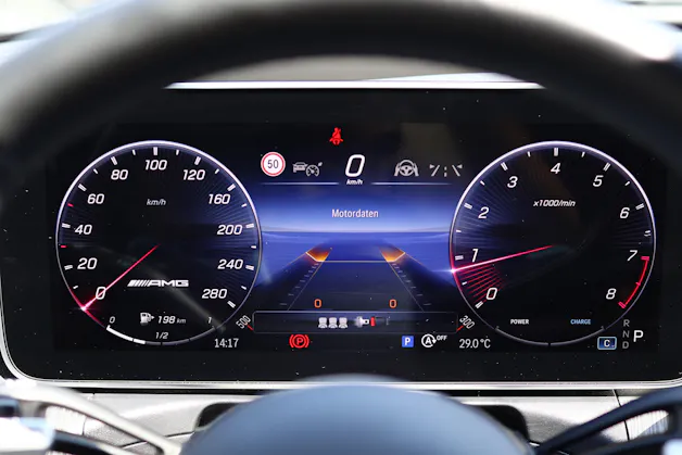 Mercedes-Benz C 43 AMG 4matic+ * Pack AMG Night * Panorama * 360° Kamera * Head-Up * Sitzlüftung *