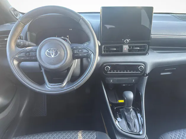 Toyota Yaris 1.5 VVT-i HSD Premium