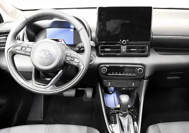 Toyota Yaris 1.5 VVT-i HSD Trend