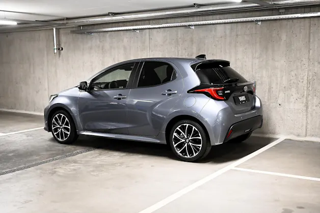 Toyota Yaris 1.5 VVT-i HSD Trend