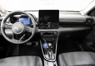 Toyota Yaris 1.5 VVT-i HSD Trend