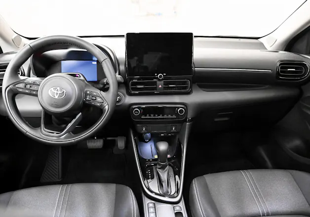 Toyota Yaris 1.5 VVT-i HSD Trend