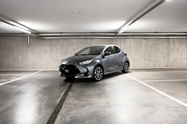 Toyota Yaris 1.5 VVT-i HSD Trend