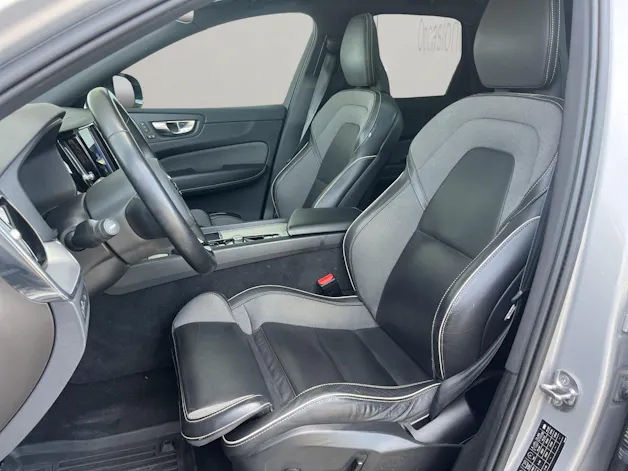 Volvo XC60 2.0 T6 TE R-Design eAWD