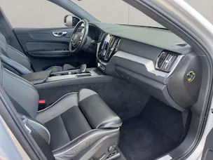 Volvo XC60 2.0 T6 TE R-Design eAWD