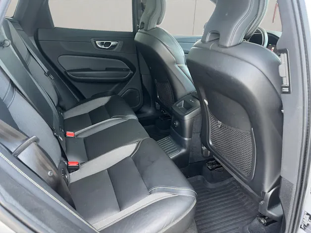 Volvo XC60 2.0 T6 TE R-Design eAWD
