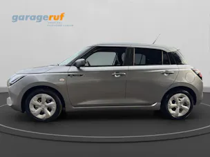 Suzuki Swift 1.2 Sakura Hybrid