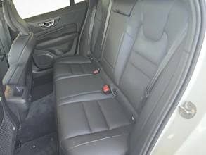 https://vehicle.imgix.net/4398929/01672a4d-9922-4446-bd6c-1d02f242e195.jpg