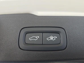 Fahrzeugbild VOLVO V60 2.0 B4 Plus Dark