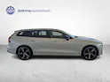 Volvo V60 2.0 B4 Plus Dark / Jetzt mit attraktivem 1.99% Leasing