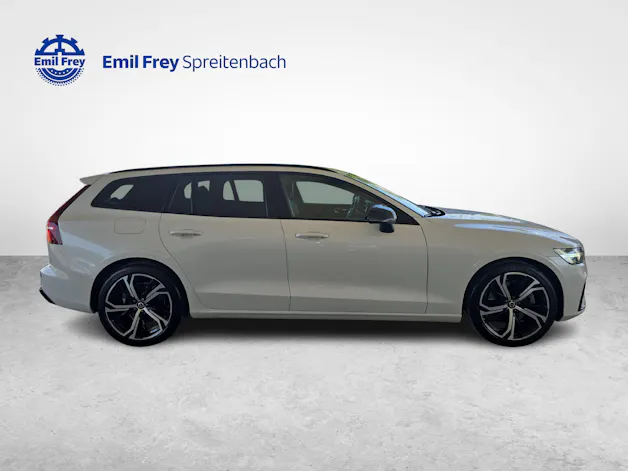 Volvo V60 2.0 B4 Plus Dark / Jetzt mit attraktivem 1.99% Leasing
