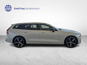 Fahrzeugbild VOLVO V60 2.0 B4 Plus Dark