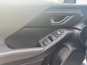 Subaru Crosstrek 2.0i e-Boxer Swiss Plus