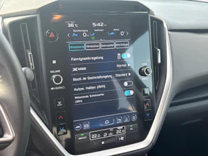 https://vehicle.imgix.net/4398935/e8334466-98d6-4aa9-92d4-787d674299ec.jpg