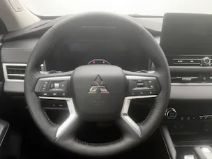 Mitsubishi Outlander 2.4 PHEV Invite 4x4