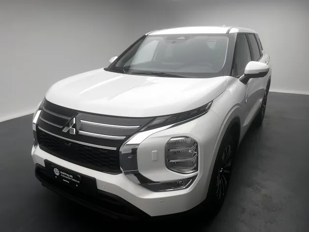 Mitsubishi Outlander 2.4 PHEV Invite 4x4