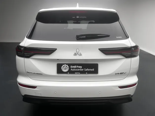 Mitsubishi Outlander 2.4 PHEV Invite 4x4