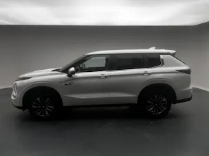 Mitsubishi Outlander 2.4 PHEV Invite 4x4