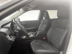 Mitsubishi Outlander 2.4 PHEV Invite 4x4